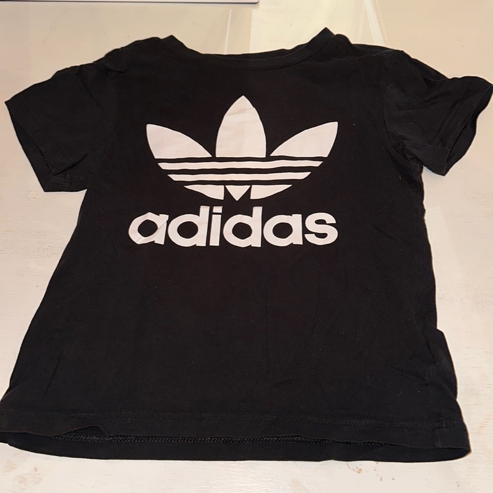 Adidas black and white t-shirt size women’s xs